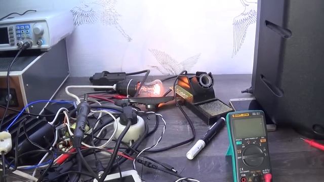 Такие разные поломи акустика Behringer и Xline смотреть онлайн