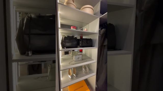 Гардеробная в квартире площадью 45м2
