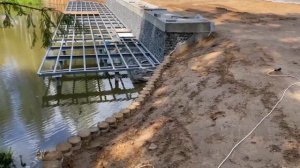 Строительство дамбы