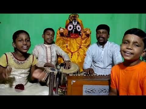 MAHA MANTRAS :- HARE KRISHNA HARE RAMA ll VERY POWERFULL POPULAR KRISHNA BHAJANS ll