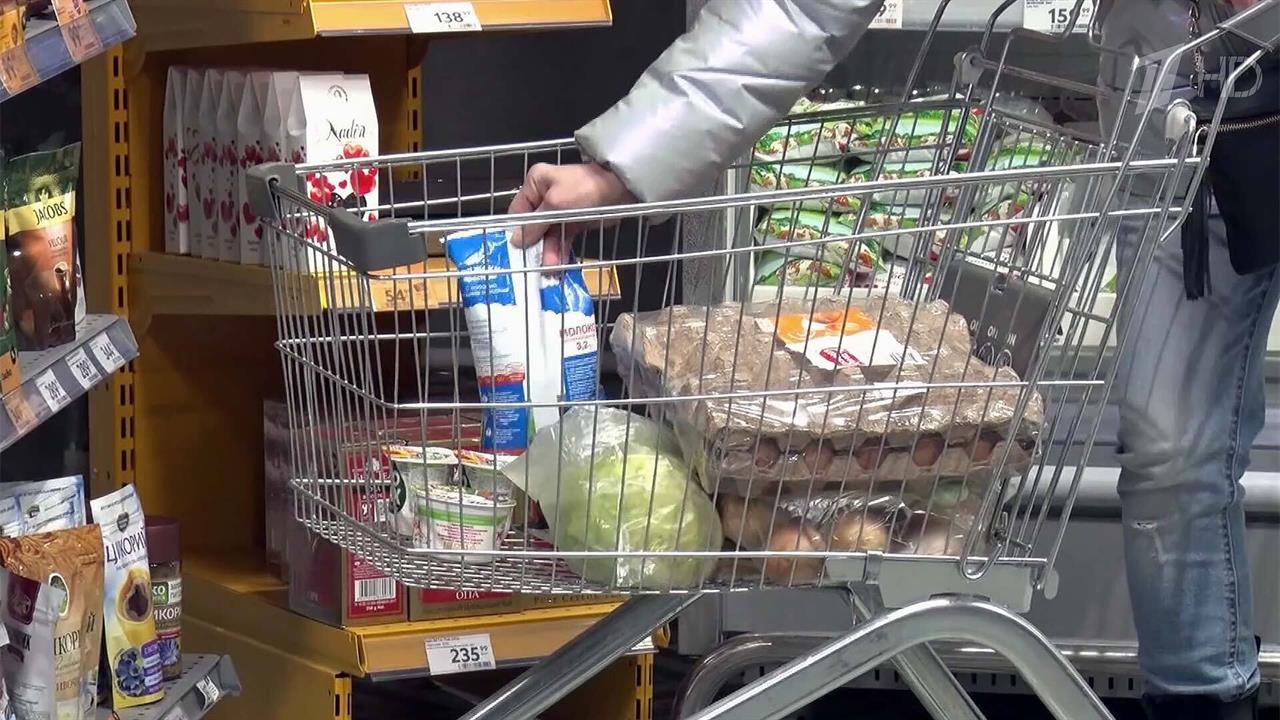 Регионы заключают соглашения о стабилизации цен на продукты, сообщил вице-премьер Дмитрий Патрушев