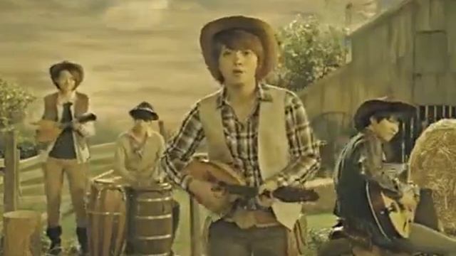 101102 C.N.Blue - Xperia X10 Mini CF [30s Ver.]