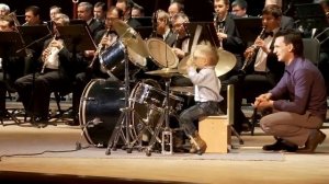 Маленький мальчик барабанщик - Лёня Шиловский