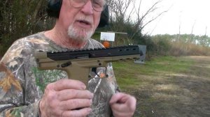 Shooting  Review and First Look Kel Tec CP33 - Donnie D