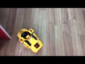 Машинка на батарейках