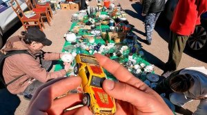 Поиск неизвестности на блошином рынке станции метро Удельная. Поход на барахолку Санкт-Петербурга