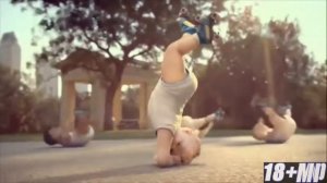 Реклама воды С Малышней на роликах!