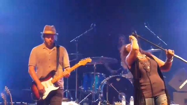 Angel Forrest Whole Lotta Love смотреть онлайн