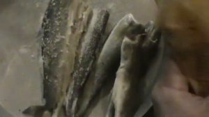 чем обвалять рыбу для жарки