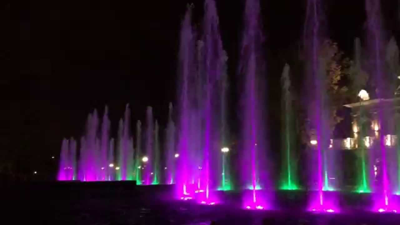 Фонтаны на Авроре / Fountains in Aurora