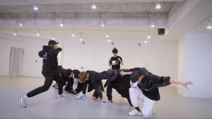 Stray Kids (스트레이 키즈) - 'Levanter (바람)' dance practice mirrored