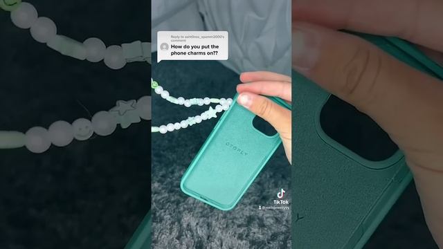 How to put on a phone charm!