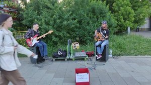 Король и Шут - Кукла колдуна - КиШ - песню исполнили на ВДНХ Эдуард Новиков и бас-гитарист #Moscow