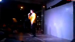 Выступление Кайрата Нуртаса посетители громят ТРЦ 'Прайм Плаза' в Алматы