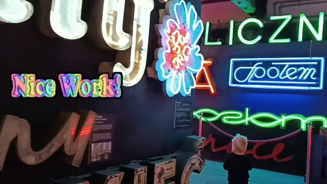 Baby Oliver finds old custom neon installations #102 |trẻ em,niños,أطفال,子供, балалар,Дети,kids смотреть онлайн