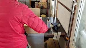 Шкафы для верстака из обрезков фанеры. Вторая часть- выдвижные ящики.