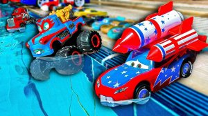 Looking For Lightning McQueen: Tow Mater, Dinoco King, Cruz Ramirez, Jackson Storm cars toy