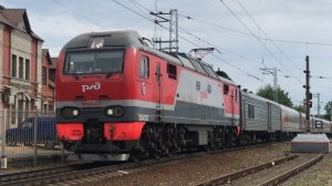 Электровоз ЭП2К-237 с поездом №21 "Лабытнанги - Москва"