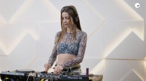 Alisha-DJ-Live-Radio-Intense-Melodic-Techno-Progressive-Hous