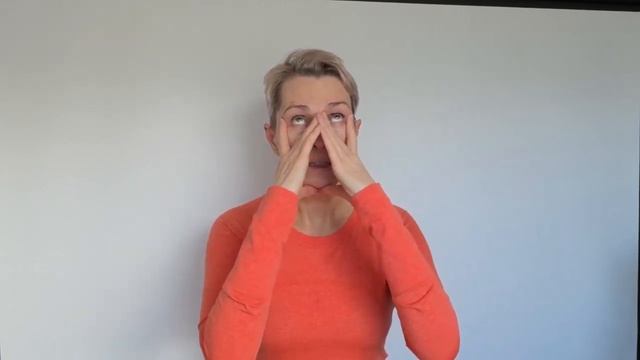 МОЩНОЕ ОМОЛОЖЕНИЕ КОЖИ Вокруг ГЛАЗ