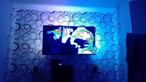 Подсветка Ambilight на телевизоре Philips 70pus8100