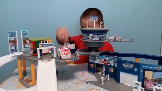 ИГРАЕМ СО  СТАНЦИЕЙ РОБОКАРА ПОЛИ #детскийканал #машинки #робокарполи #распаковка #игрушки #обзор