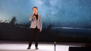 "Этот большой мир'
Исполняет Гусев Иван