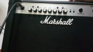 prueba de marshall mg 30 cfx con les paul