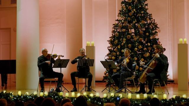 Гендель Concerto Grosso Op.6 No 12 (HWV 330) Избранные части смотреть онлайн