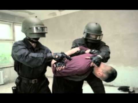 На северо-востоке Москвы задержан мужчина, взявший жену в заложницы смотреть онлайн