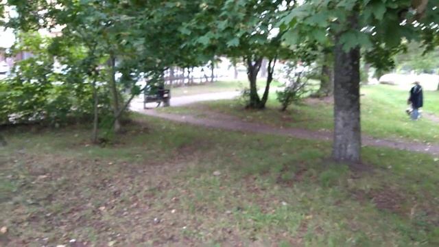 Не хочу, меняли скамейку эту чтобы смотреть онлайн