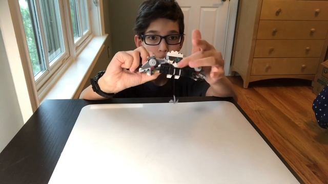 LEGO® Star Wars™ 75049- Snowspeeder™ смотреть онлайн