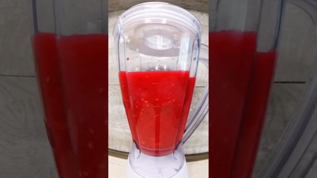 #Бомбический #смузи #малина #банан #льняные #семечки #Bombic #smoothie #raspberry #banana #flaxseed смотреть онлайн