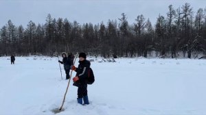 Традиционная якутская подледная рыбалка.