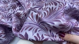 Шёлк розового цвета с принтом  веточки 46573