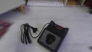 BOSCH GAL 12V 40 + GBA 12V