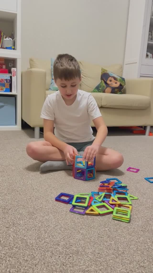 Илюха построил небоскреб