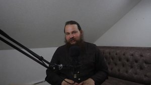 МОЛИТЬСЯ БОГУ ИЛИ СВЯТЫМ?