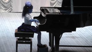 Ё Накада Быстрое движение. Исполняет Степанова Ульяна, запись 2011 года  Нижеродская филармония