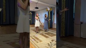 Как хорошо под мамино крыло❤️