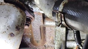 Где номер двигателя Geely