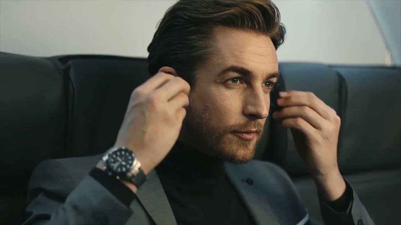 Aukey Ep-T10 Bluetooth unboxing and reviews on AR Danish TV смотреть онлайн