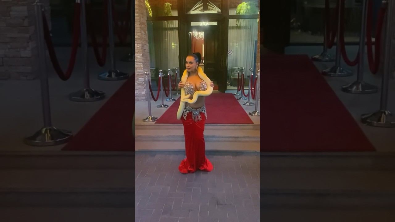 Я искусство @yuliana_arabica #танецживота#танецживотамосква#восточныетанцы#змея#танец #bellydance