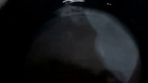 вылей на себя ведро с ледяной водой водой