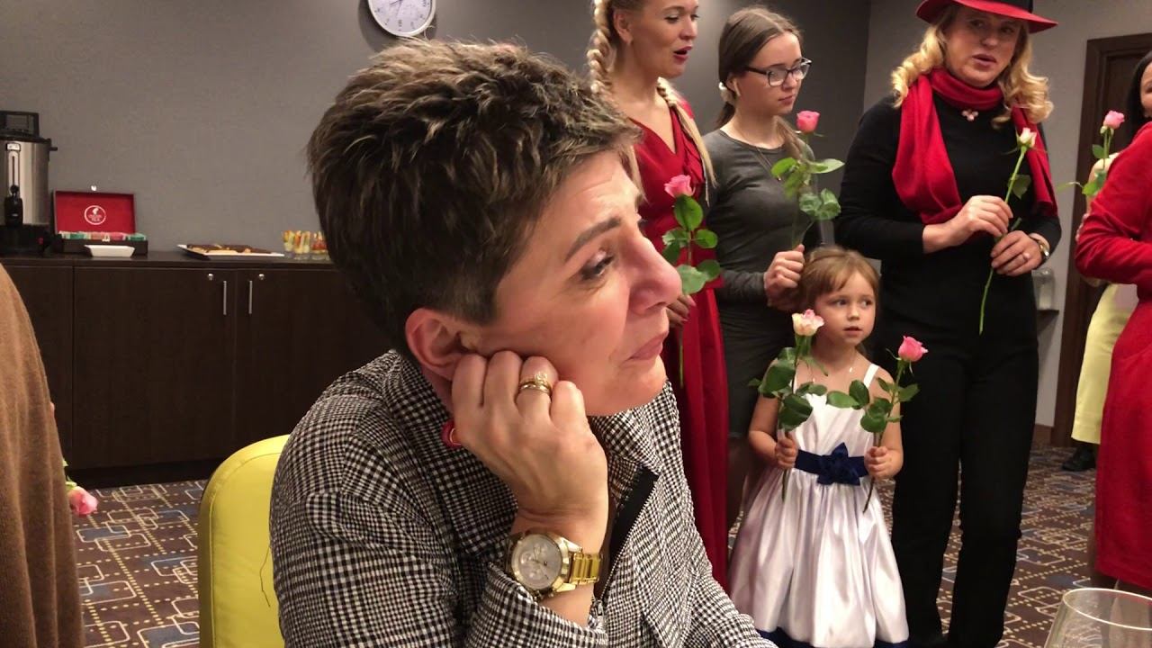 Студенты Голографического коучинга дарят песню Зине Йенсен-Маар смотреть онлайн