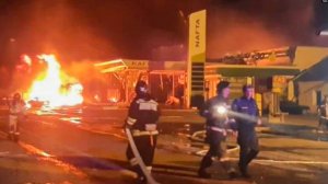 На видео попала еще одна заправка, которая вспыхнула в Махачкале