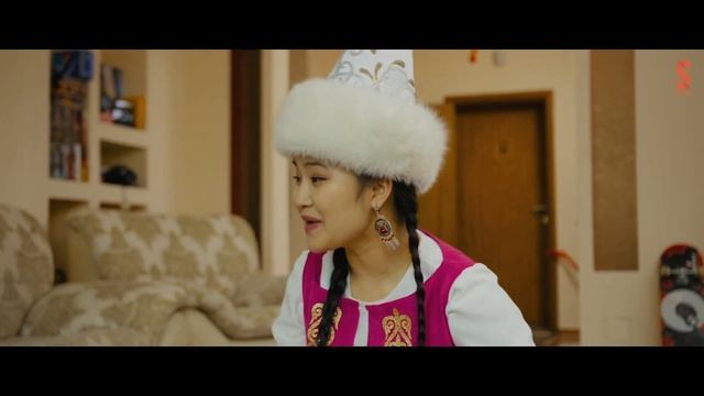 Өздерің түсіріп алыңдар, Сайпал | CHZH QYZDAR #10 смотреть онлайн