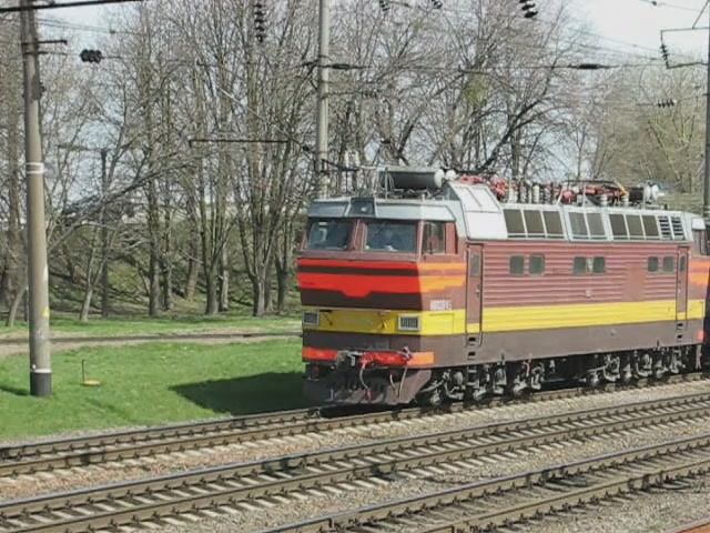 ЧС4Т-394 (РЖД/Мск, ТЧ-41 Вязьма) с поездом №195 Москва - Брест (БЧ)