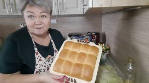 СЕГОДНЯ БОЛЬШАЯ ГОТОВКА, ПАМПУШКИ С ЧЕСНОКОМ, ЦЕЛЬНОЗЕРНОВОЙ ХЛЕБ, КАПУСТНАЯ ЗАПЕКАНКА.