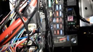 Mitsubishi Outlander 2012-2021г.в. Установка сигнализации с автозапуском Starline А93 Своими руками.